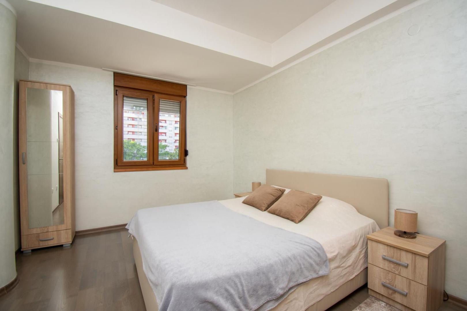 פודגוריצה Maxim Compass Apartment מראה חיצוני תמונה